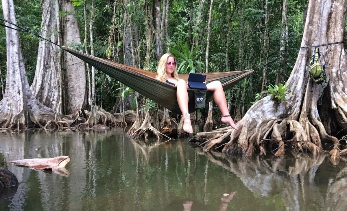 costa rica amy molloy digital nomad