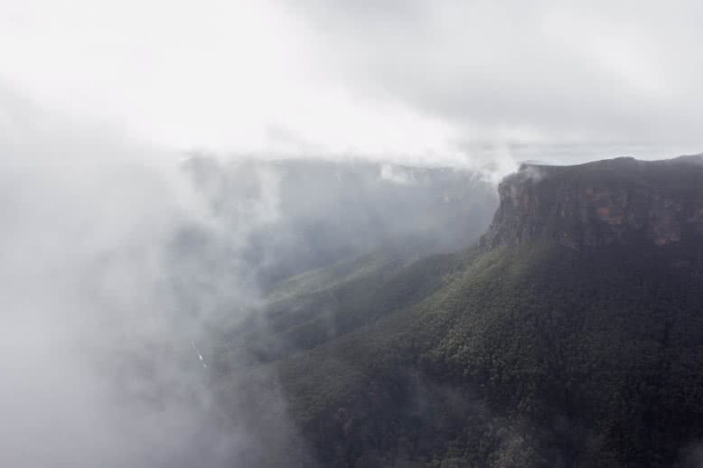 The Misty Mountains of Blackheath // Evans Lookout to Pulpit Rock (NSW) Lachy JF mist mountain valley