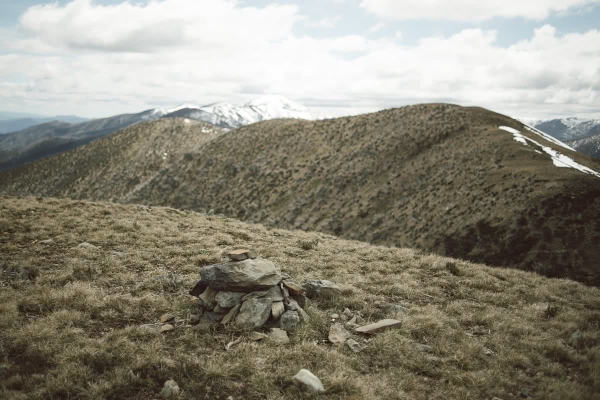 Traversing the Razorback // Alpine National Park (VIC), Mitchell Hodge, mountains, ridge, snow-capped, cairn