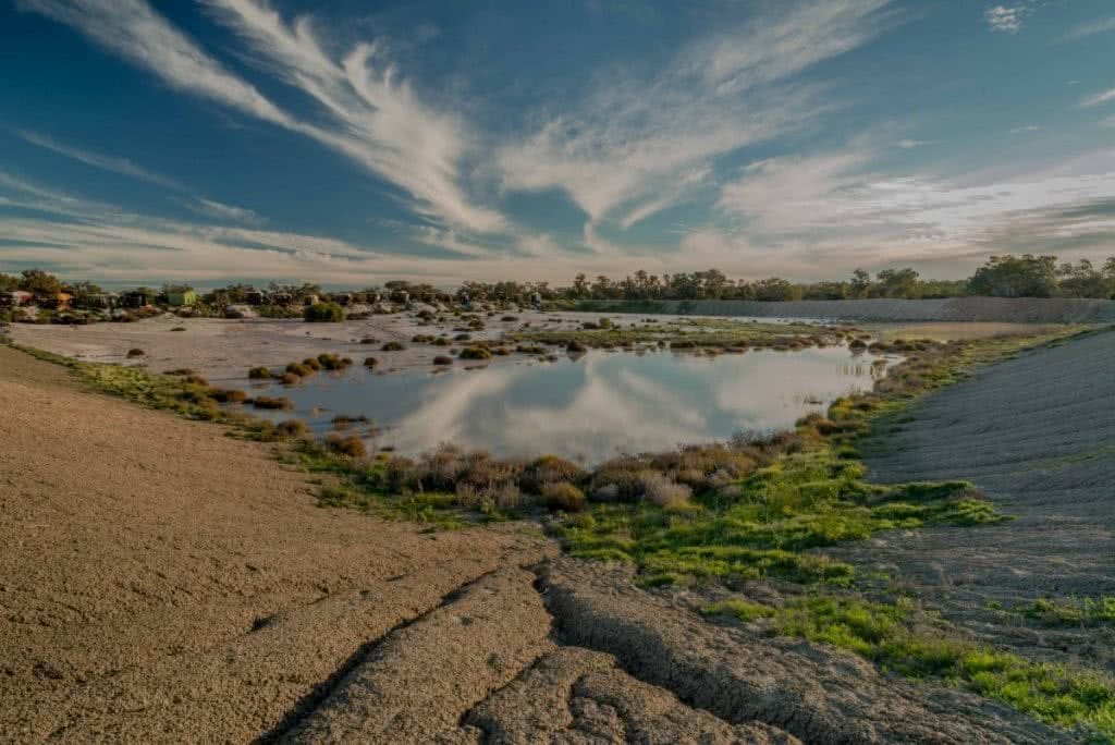 Strike Me Lucky // Opal Fossicking in Lightning Ridge (NSW) Merridy Cairn-Duff rock pool