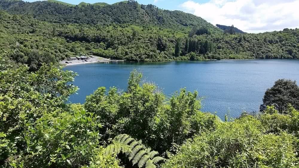 Tarawera Trail // North Island (NZ) Tarawera Trail brooke nolan new zealand nz lake
