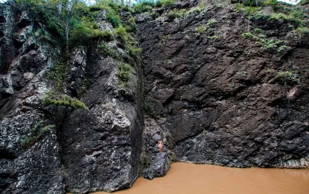 Off the Beaten Track // Kinbombi Falls (QLD), Queensland, Scout Hinchliffe, waterfall, swimming