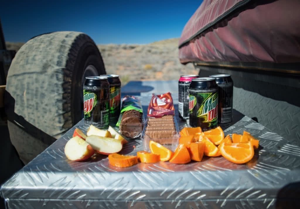 Benny Littlejohn, Simpson Desert Crossing, Adventure Co, fatbikes, mountain bike, cycling, lunch oranges