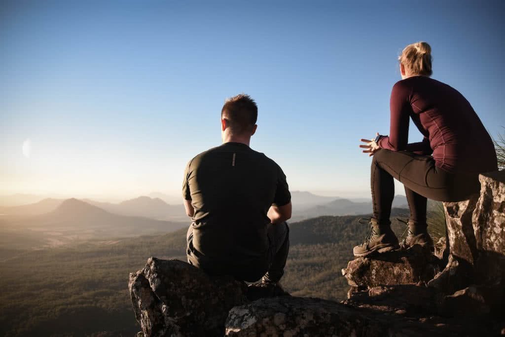 Sunrise Minus The Crowds // Mt Cordeaux (QLD) Lisa Owen SunlightRock, man and woman. mountains, horizon