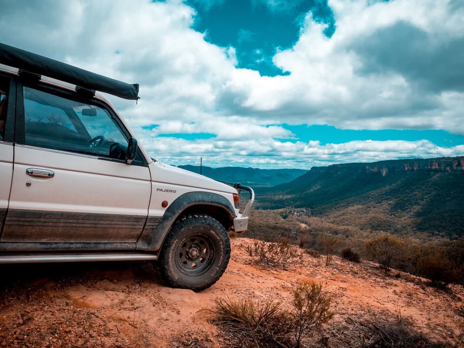 Luke mallinson, pajero, car, wolgan valley, 4wd, view, valley, blue mountains, how to prepare your car for a summer road trip