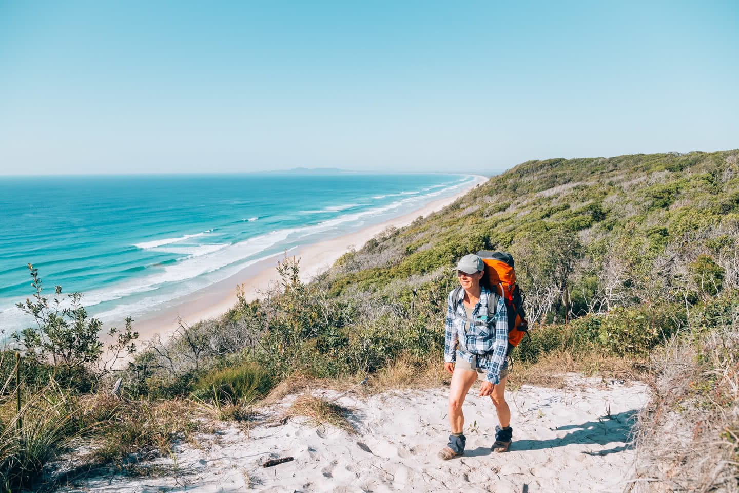 In Search Of A Rainbow // The Cooloola Great Walk (QLD) Jesse Lindemann, hiker, beach, backpack, sand dunes, ocean, waves