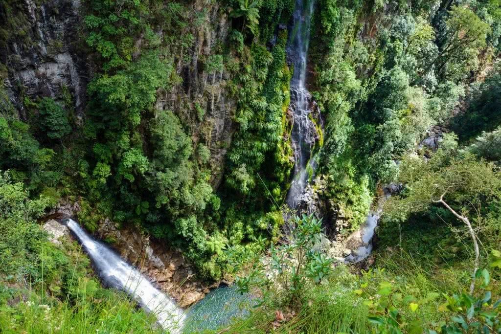 coomera circuit waterfalls, best waterfall hikes near brisbane, queensland, lisa owen, microadventure, waterfall