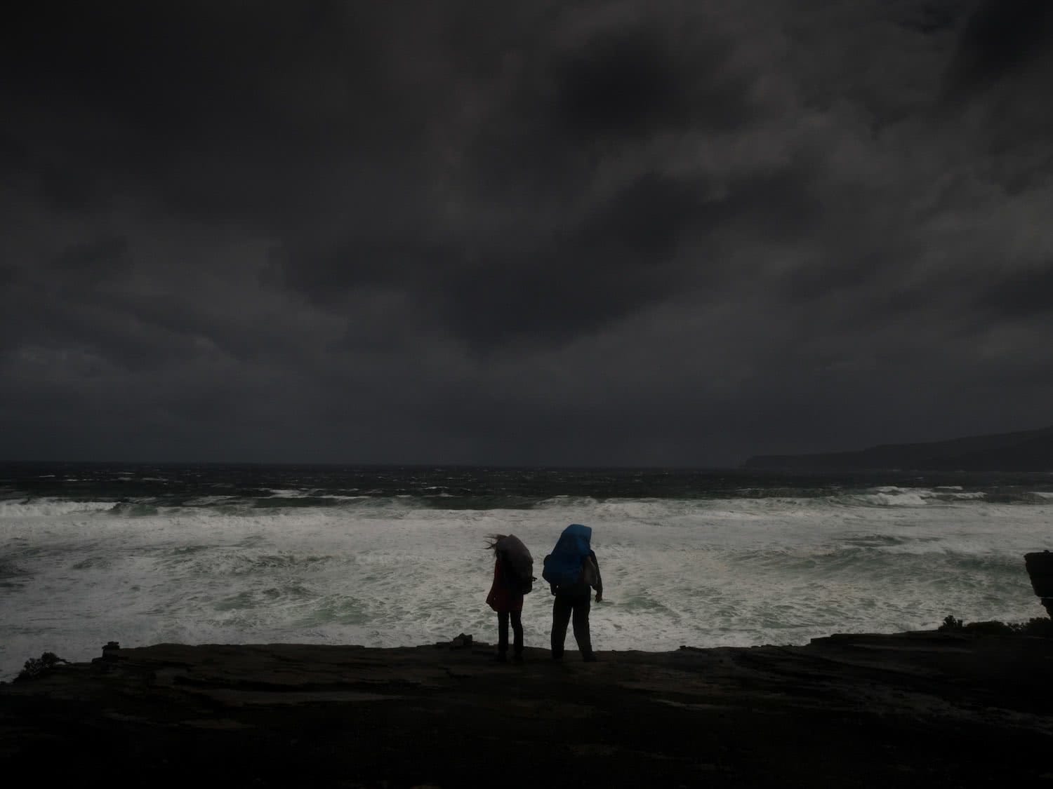 michaelaskovranova. south coast track, olympus, Tasmania, hiking, australian wilderness, wind, coast