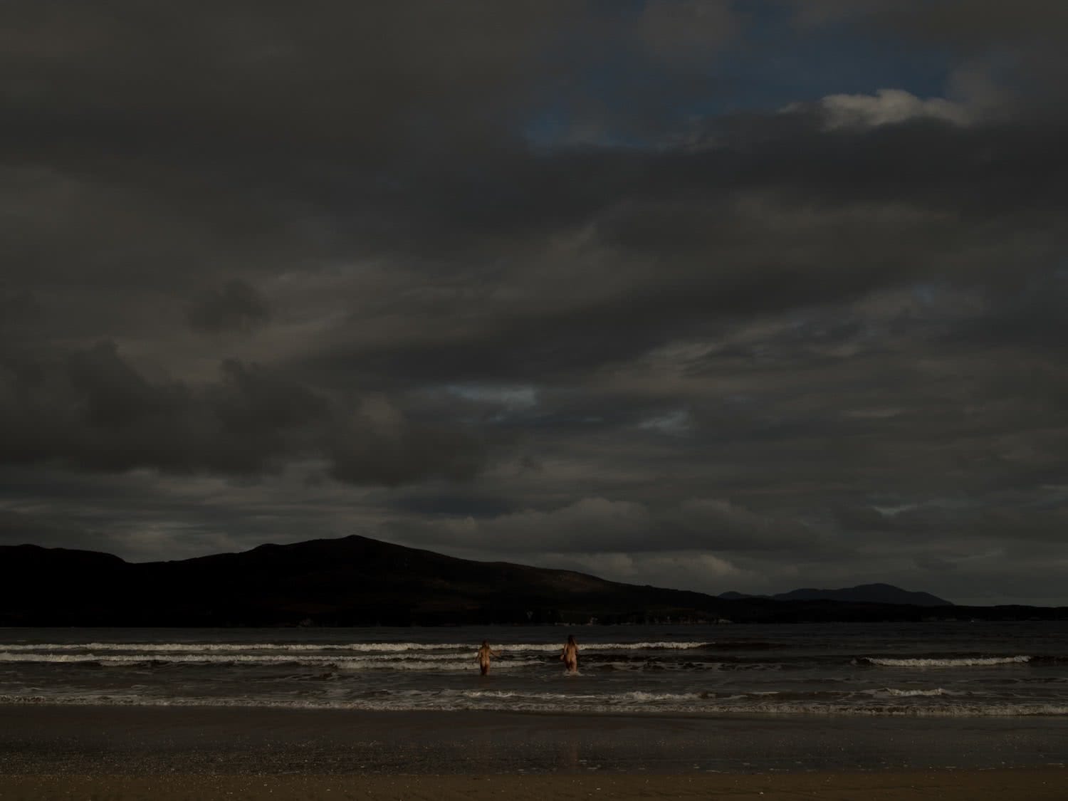 michaelaskovranova. south coast track, olympus, Tasmania, hiking, australian wilderness, beach