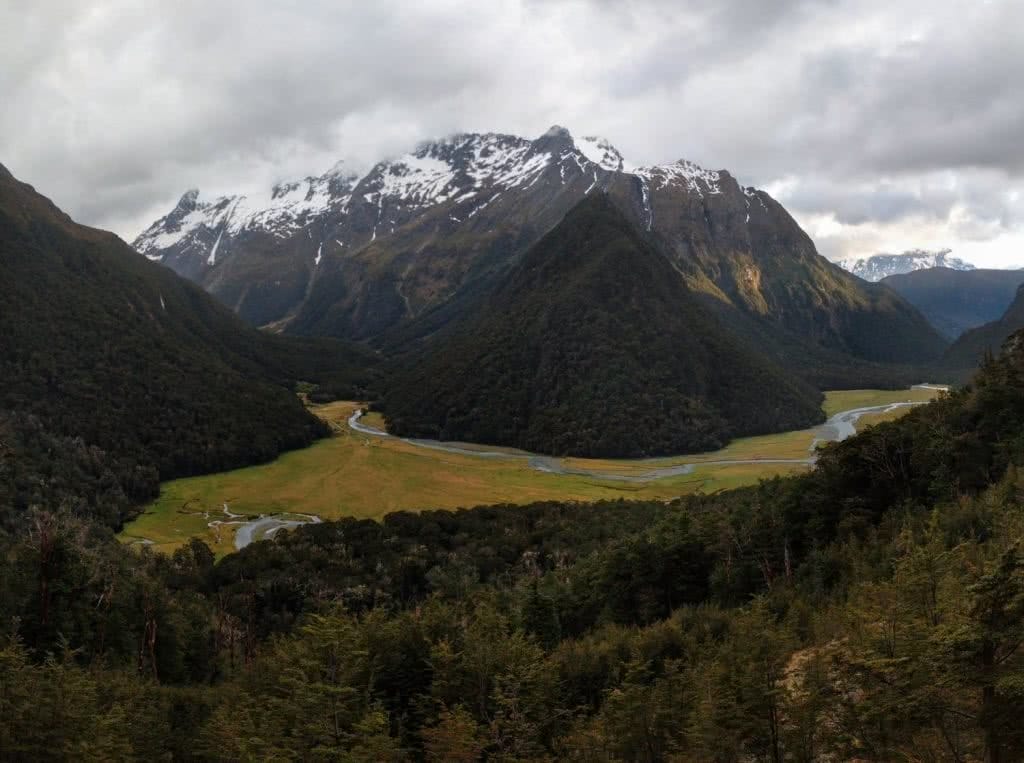 Soggy, Snowbound And Stoked // Routeburn Track (NZ), Rachel Dimond, Day 2 - The only ray of sunshine, snowcapped mountains, valley, forest