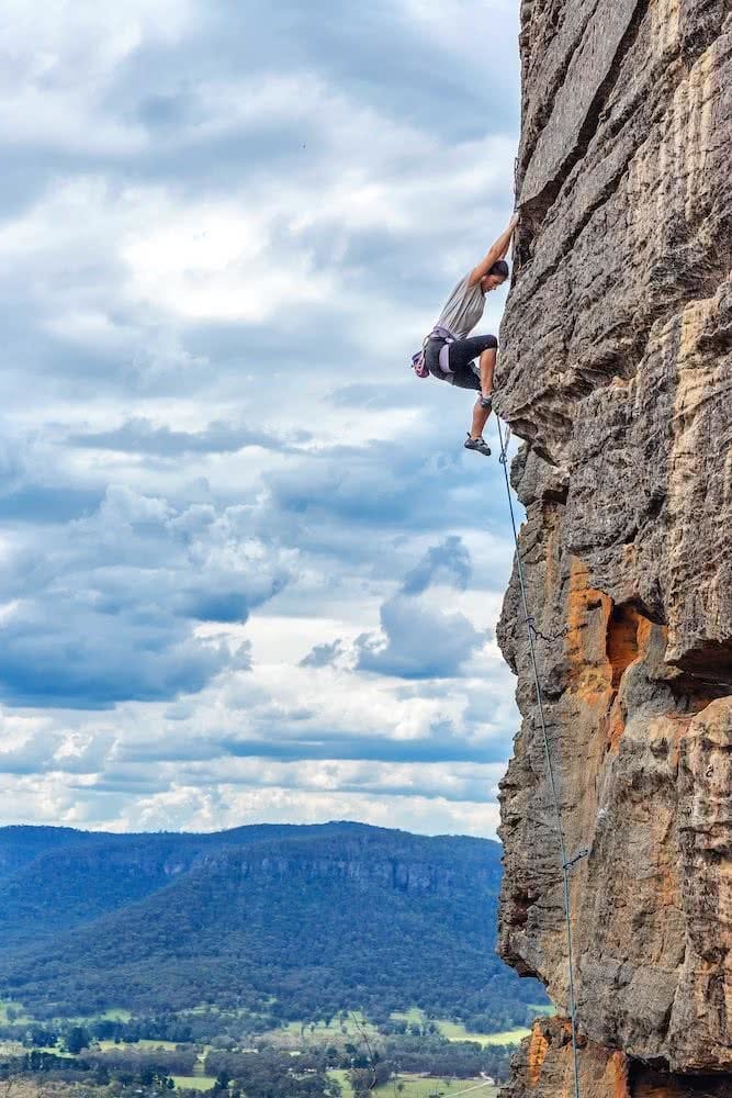 michael evans, amelia caddy, blue mountains, rock climbing, nsw