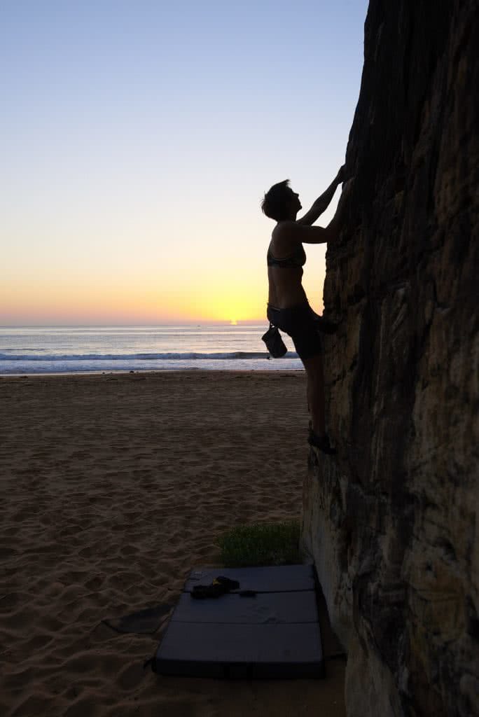 Dawn Bouldering // Palm Beach Rocks (NSW), Neil And Gabby Massey, sunrise, climbing, ocean, beach
