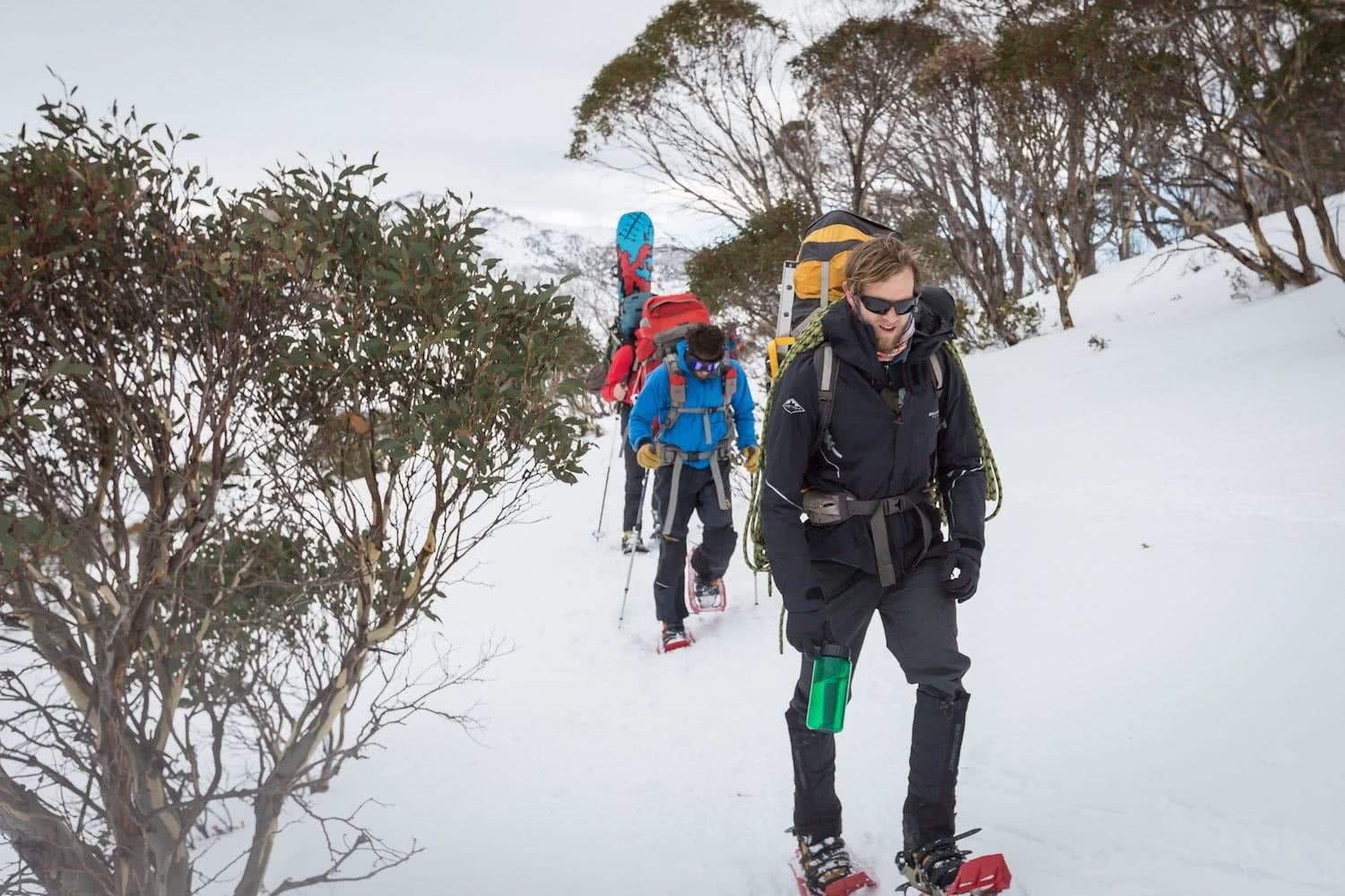 nathan mcneil, ice climbing, blue lake, south rams head, snowshoeing, ice climbing, Kosciuszko national park