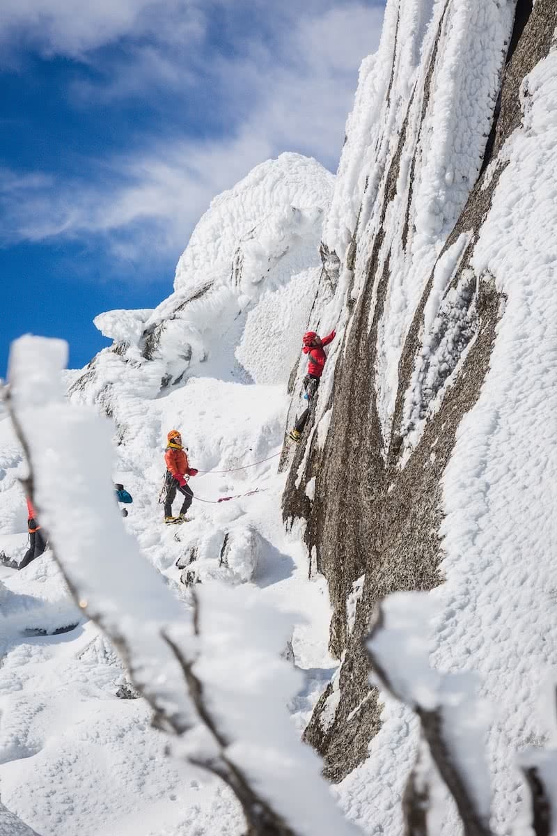 nathan mcneil, ice climbing, blue lake, south rams head, snowshoeing, ice climbing, Kosciuszko national park