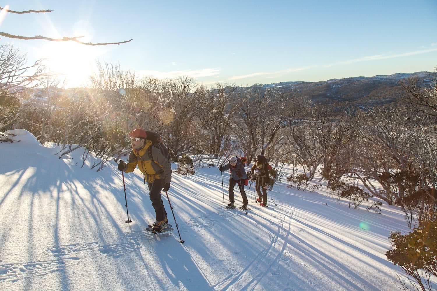 nathan mcneil, ice climbing, blue lake, south rams head, snowshoeing, ice climbing, Kosciuszko national park
