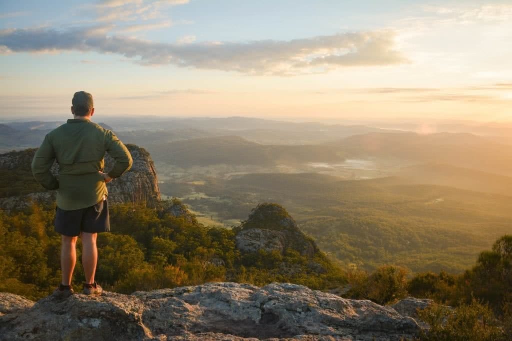 The 5 Best Sunrise Spots Near Brisbane, Lisa Owen, Hike Mt Maroon Lookout, person, dawn, view, peaks