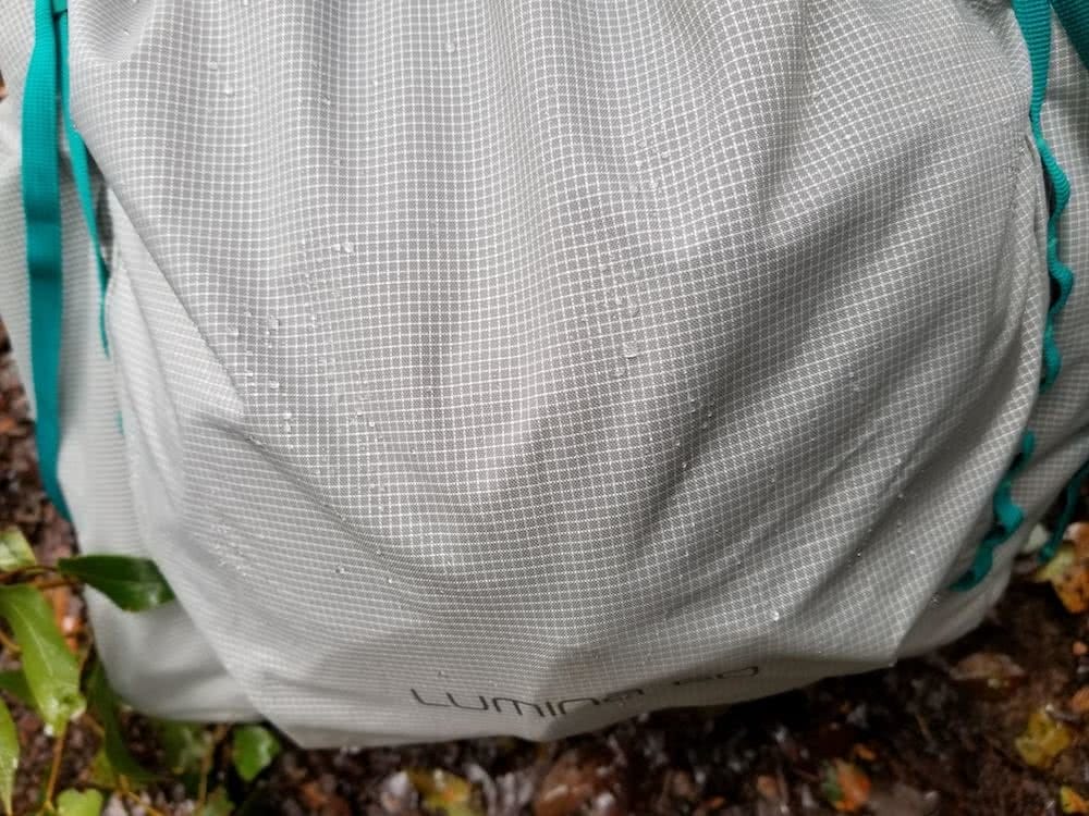 saphira schroers, osprey lumina 60, superultralight backpack, gear review, queensland, explorer