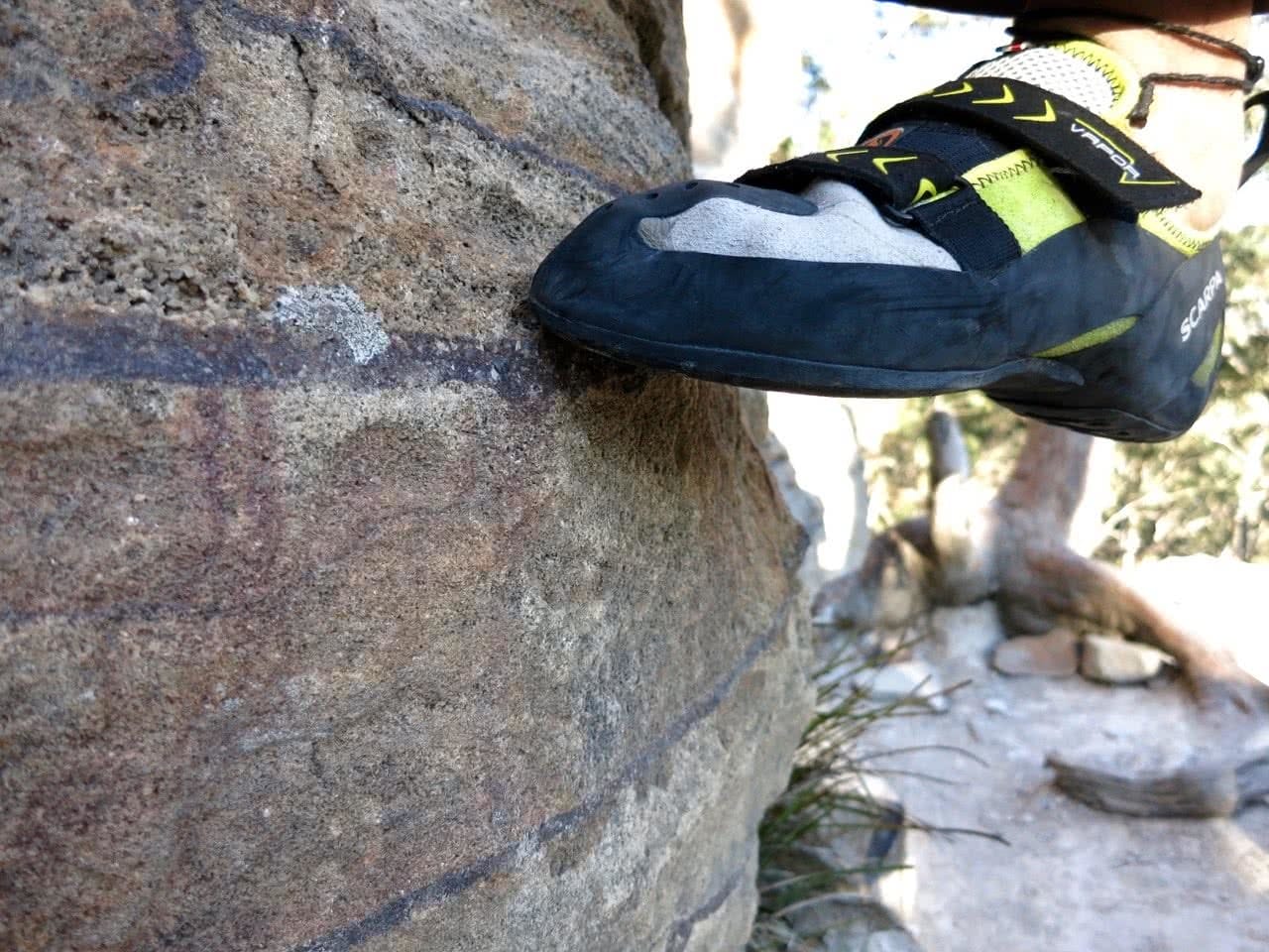 Marty Wolczyk, sweet-dreams-bardens lookout, rock climbing, blue mountains, nsw, gear review, scarpa vapor V
