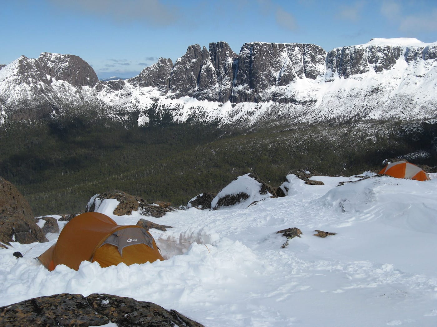 The Big 3 // Best Winter Backcountry Trips In Australia, Cam Walker, snow, slopes, mountains, wilderness, backcountry, tent, escarpment
