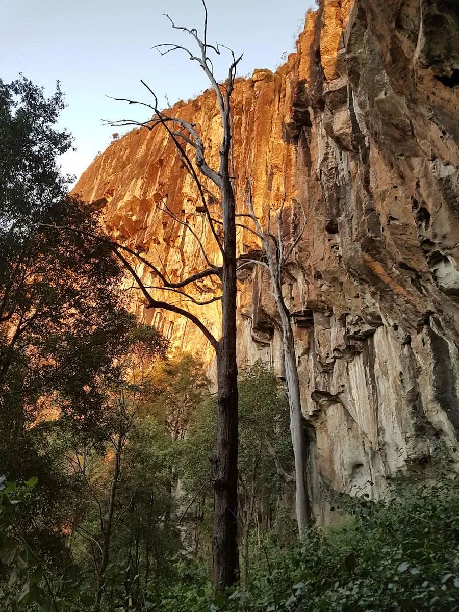 The 7 Peaks Challenge // Glass House Mountains, Nabari Yoite, South East Queensland, University of Queensland Mountain Club, climbing, sunset, cliff
