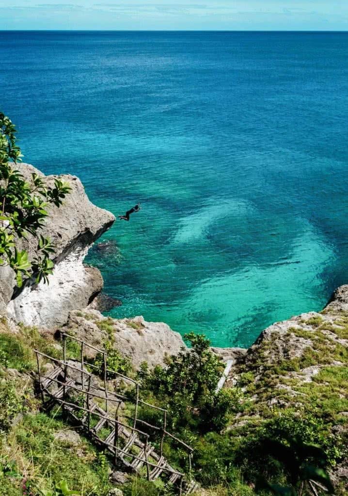 Joel Johnsson blue cave tanna vanuatu cliff jumping ocean