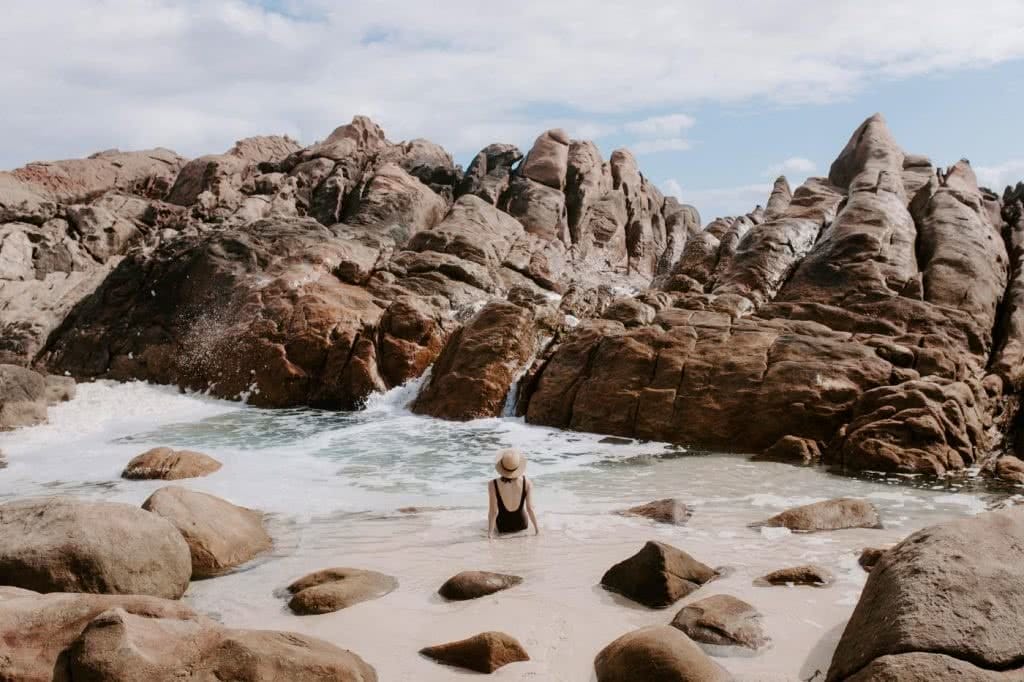 9 Stunning Natural Wonders To Visit In South Western Australia, Injidup Spa, photo by Cedric Tang, south western australia, coast, beach