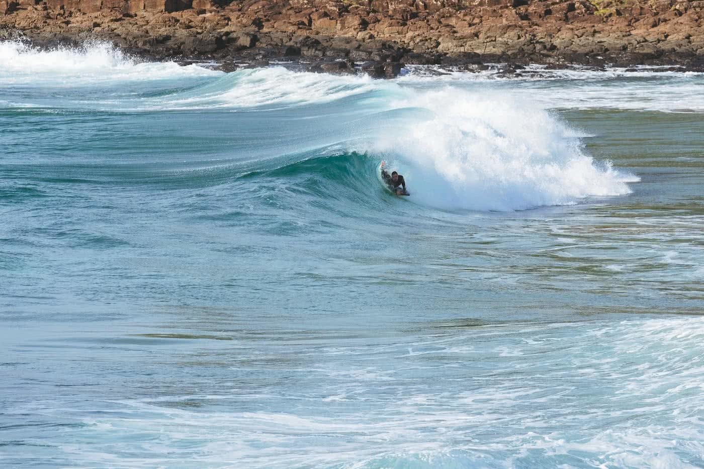 Coastal Surf Town Vibes Under 2 Hours From Sydney Jon Harris Kiama surfing, 6 Apr 2019, the wedge