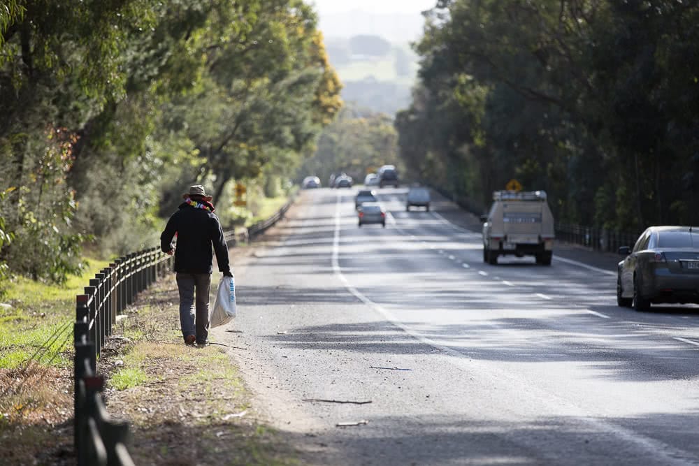 Why This Bloke Walked 90km To Work, Beau Miles, photo by Rodney Dekker, walk to work, melbourne, shoulder