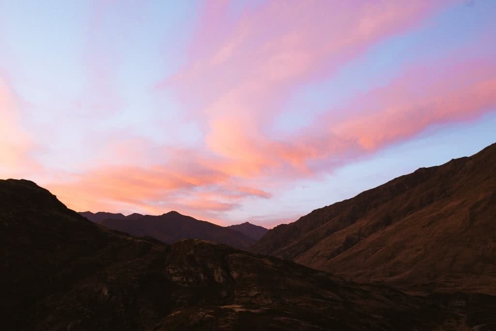 Cedric Tang, Sunrise & Solitude – Hiking Wanaka’s Rocky Mountain // (NZ), mountain, pink, sunrise
