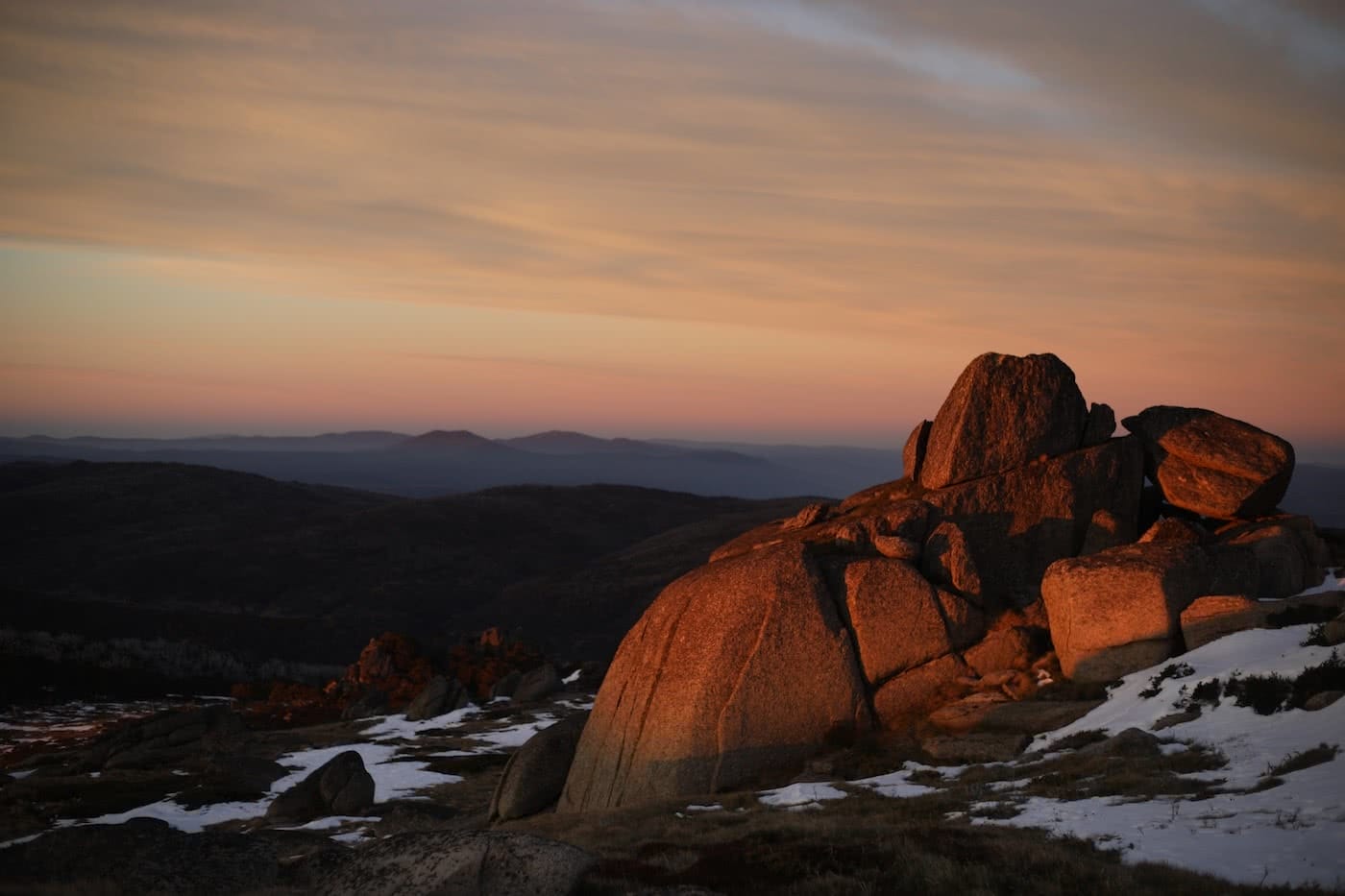Spring Snow Campout // Main Range (NSW) by Mattie Gould, photo by Jon Harris, sunrise, mountains, rocks