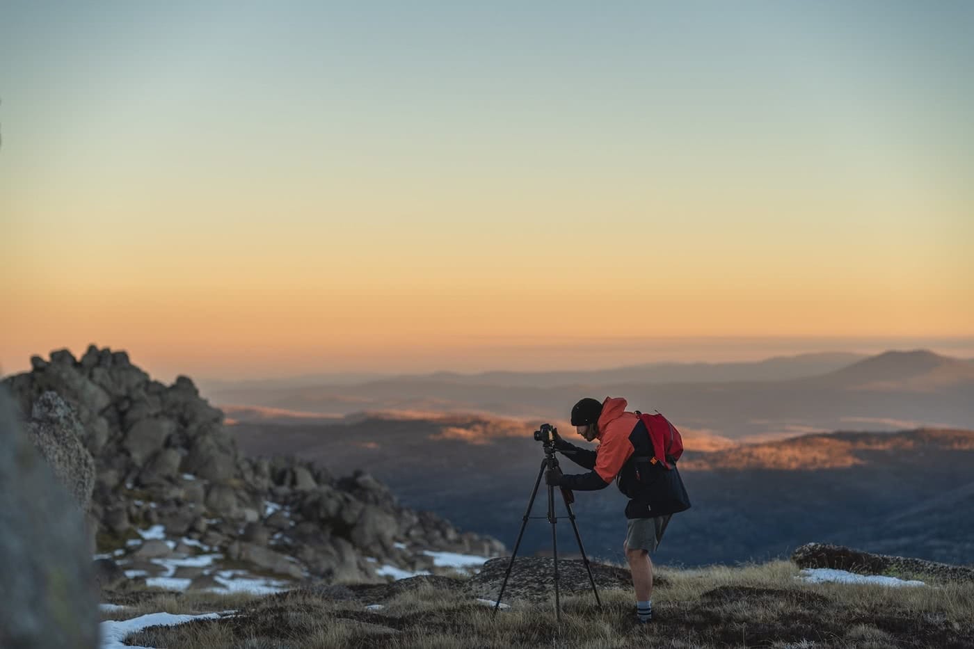 Spring Snow Campout // Main Range (NSW) by Mattie Gould, photo by Jon Harris, sunset photography