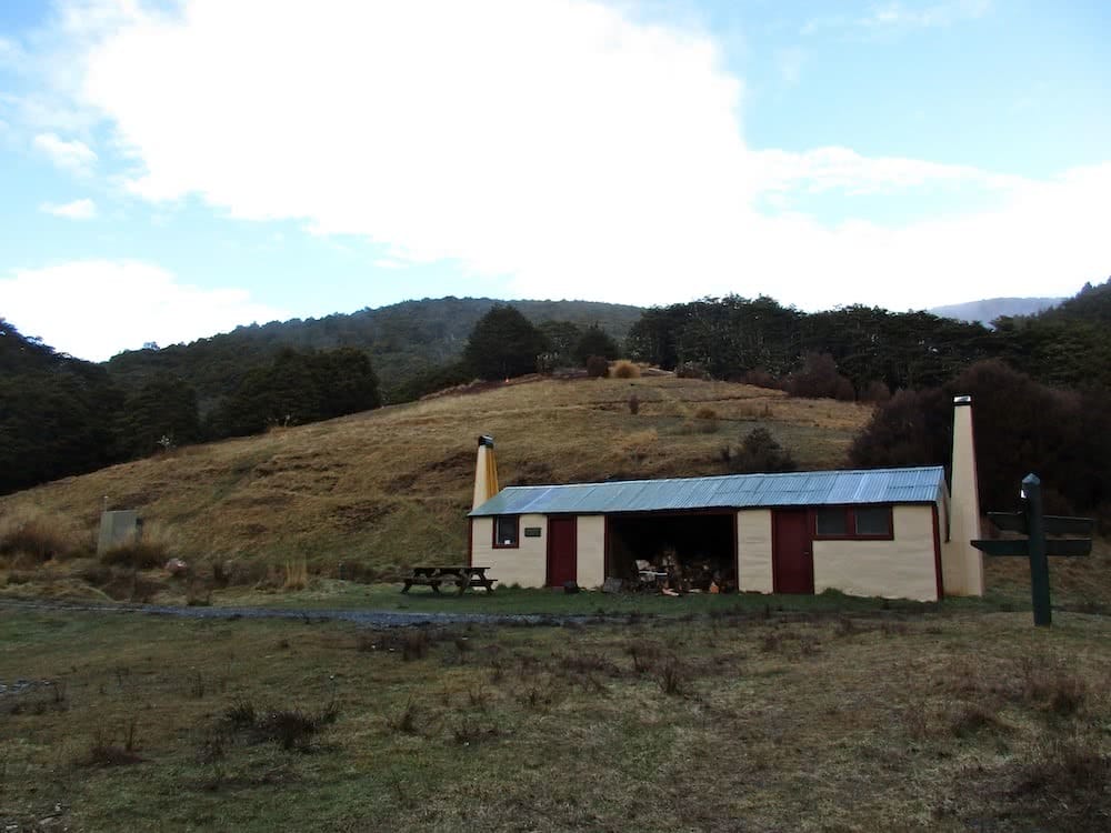 Flora hut, photo by Myrthe Braam, Mt Arthur, hut hiking, Kahurangi National Park, New Zealand