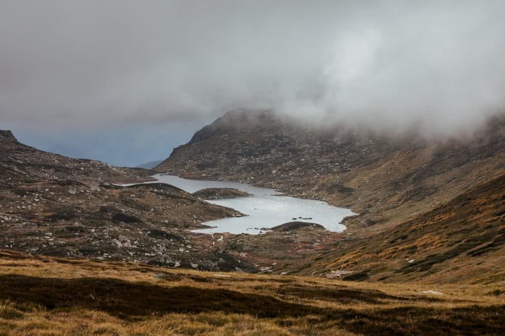 Almost Alone In The Aussie Alps, Aedan O'Donnell, Charlotte's Pass, Blue Lake, mountains , fog, mist, grass