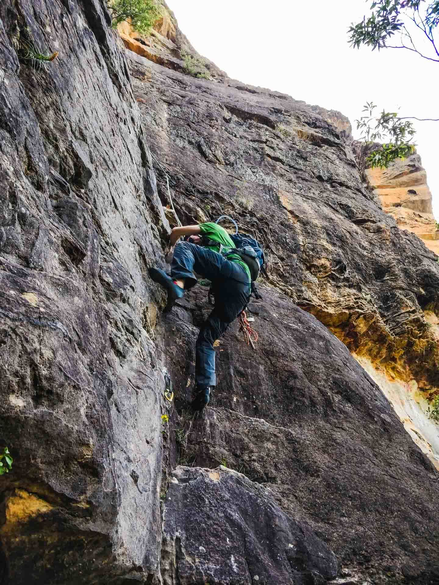 photo by Wendy Bruere, climbing Sweet Dreams, multi pitch, Sublime Point, Blue Mountains, NSW