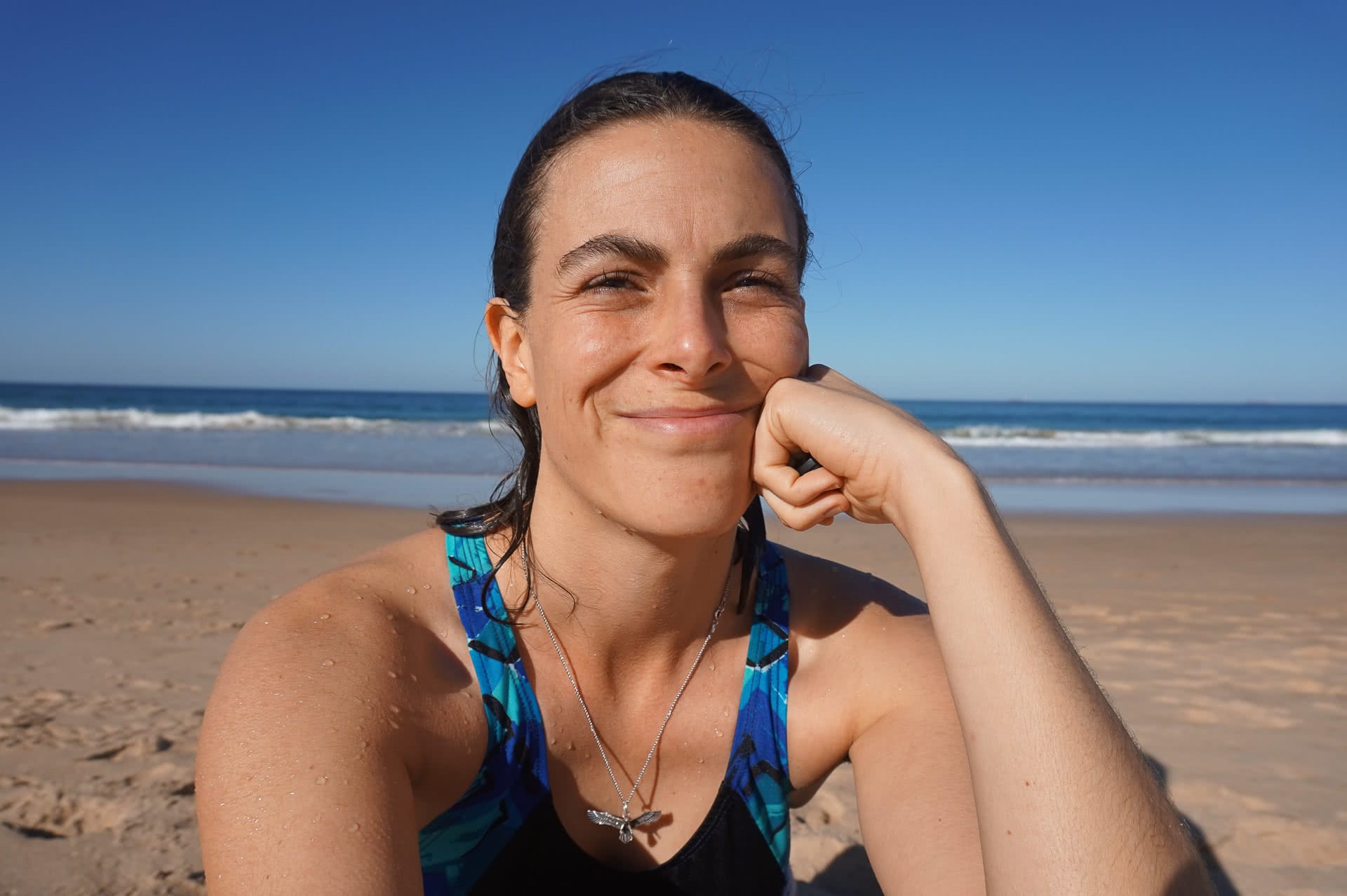 amy fairall, beach, the gong, gong life, gong rep, swimming, shurfing,