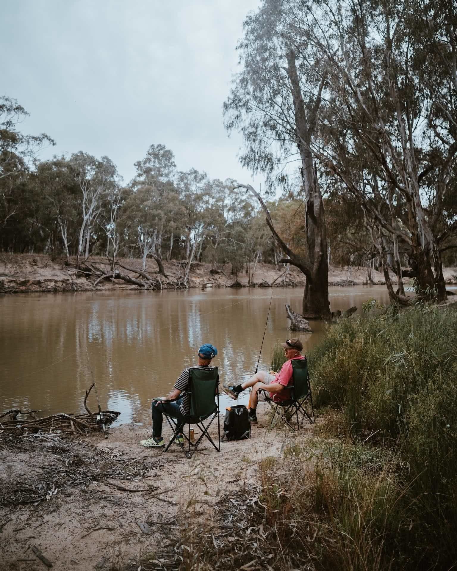 deni, fishing, ain raadik, deiniliquin, nsw, riverina