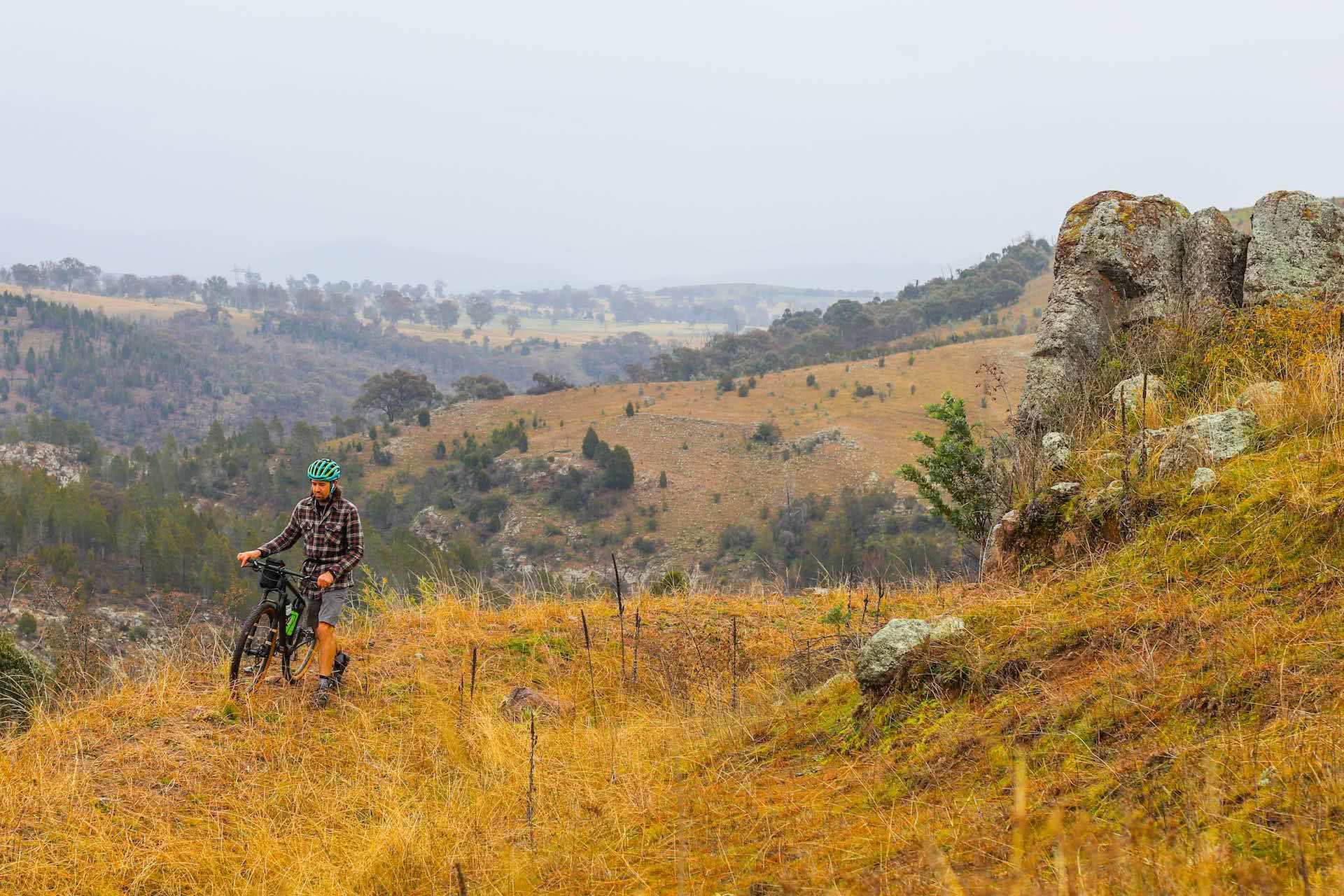 specialized recon 3.0 mountain bike shoe // gear review by Mattie Gould