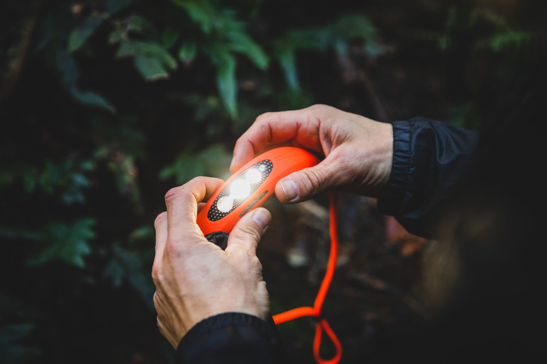 5 Adventures To Make Life Unboring, knog, photo by guy wilmot, empress canyon, blue mountains, nsw, bilby headlamp, light, torch