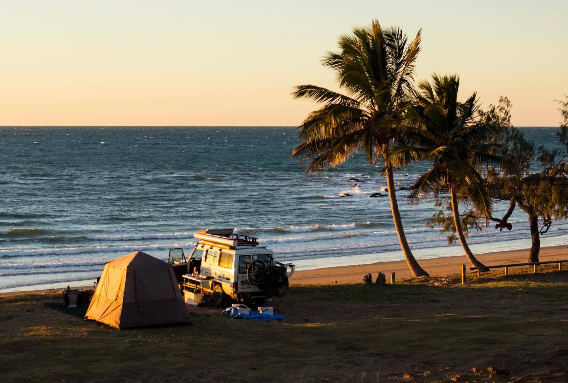 notch point, jess & jordy, @tequilantroopy, queensland, campground