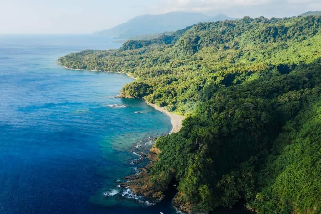 Discover the Magic of the Moon Cave on Maewo, Vanuatu - We Are Explorers