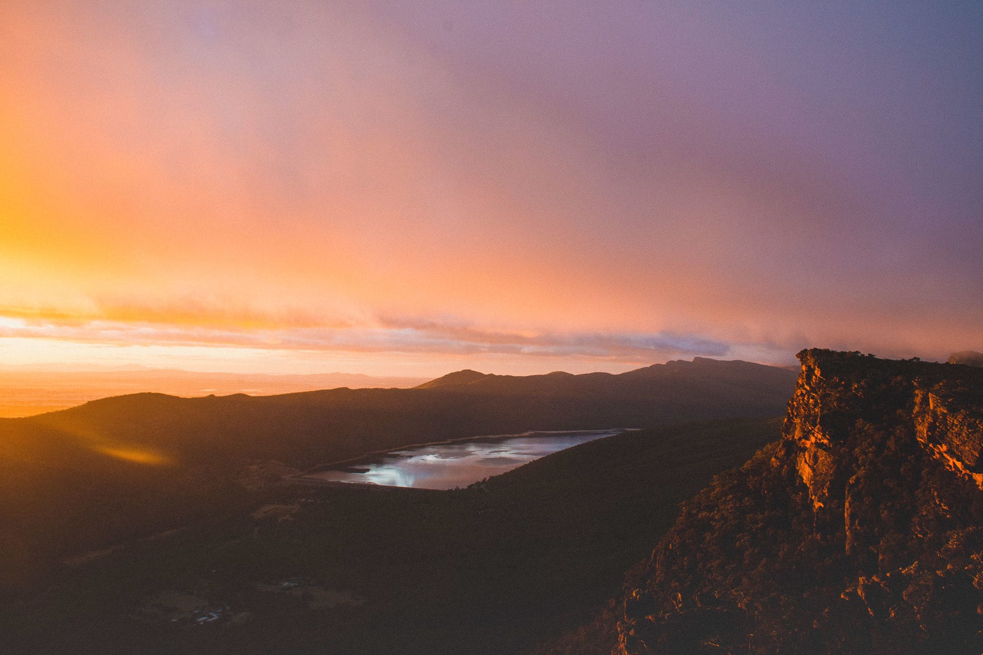 The Pinnacle – Grampians National Park's Best View, jaime wilson, grampians national park, gariwerd, victoria, sunrise