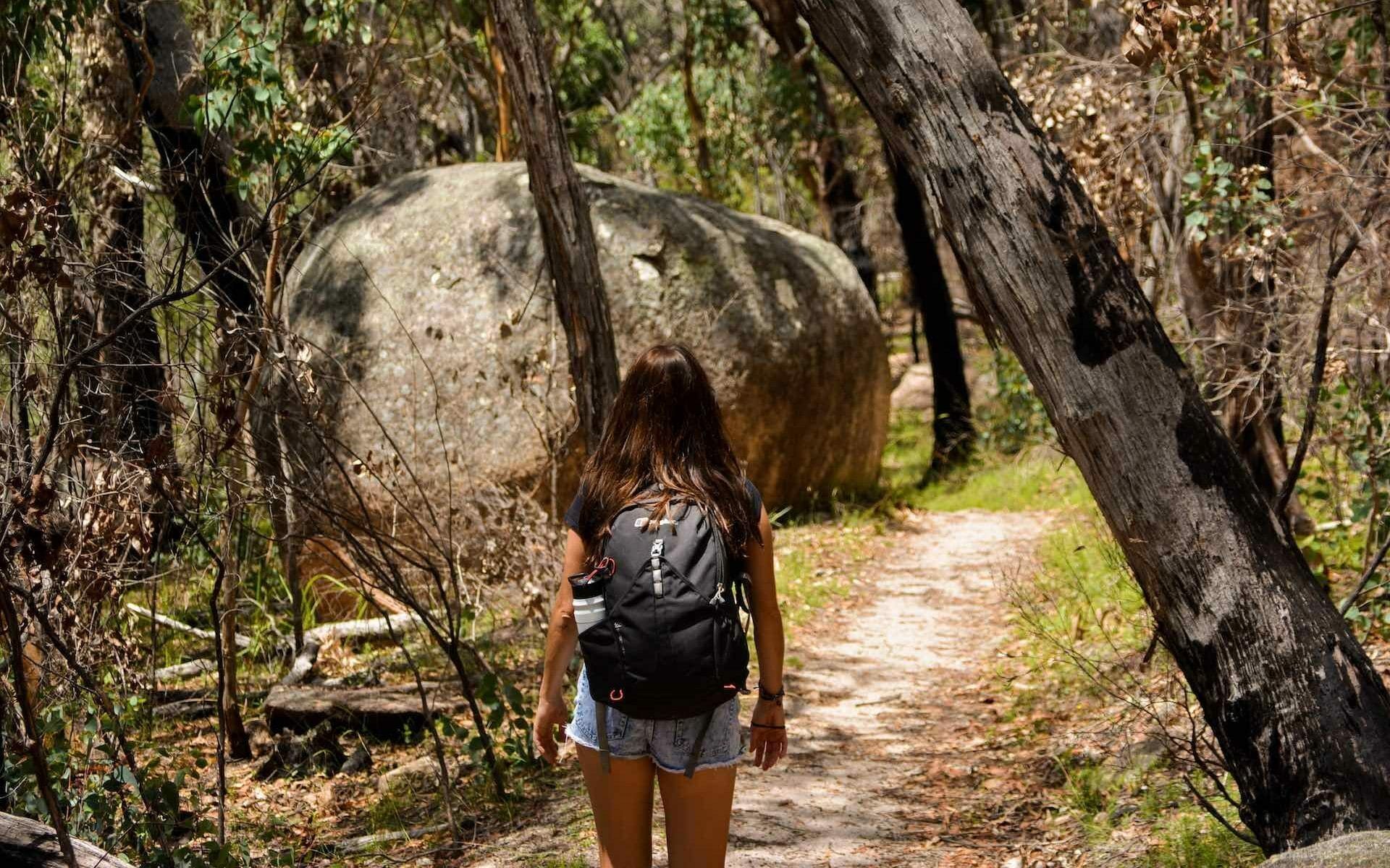 How To Start Hiking For Absolute Beginners, Lisa Owen, woman, hike, trail, Girraween