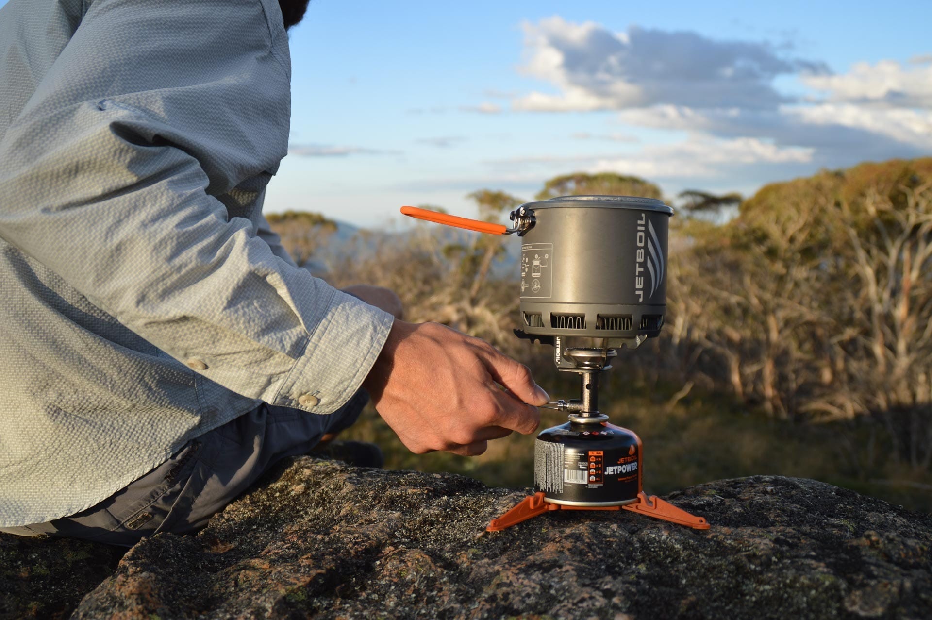 Making dinner, Fast & Light – A Mt Gingera Overnight Hike in Under 24 Hours, Alice Wisse, ultralight, australian capital territory