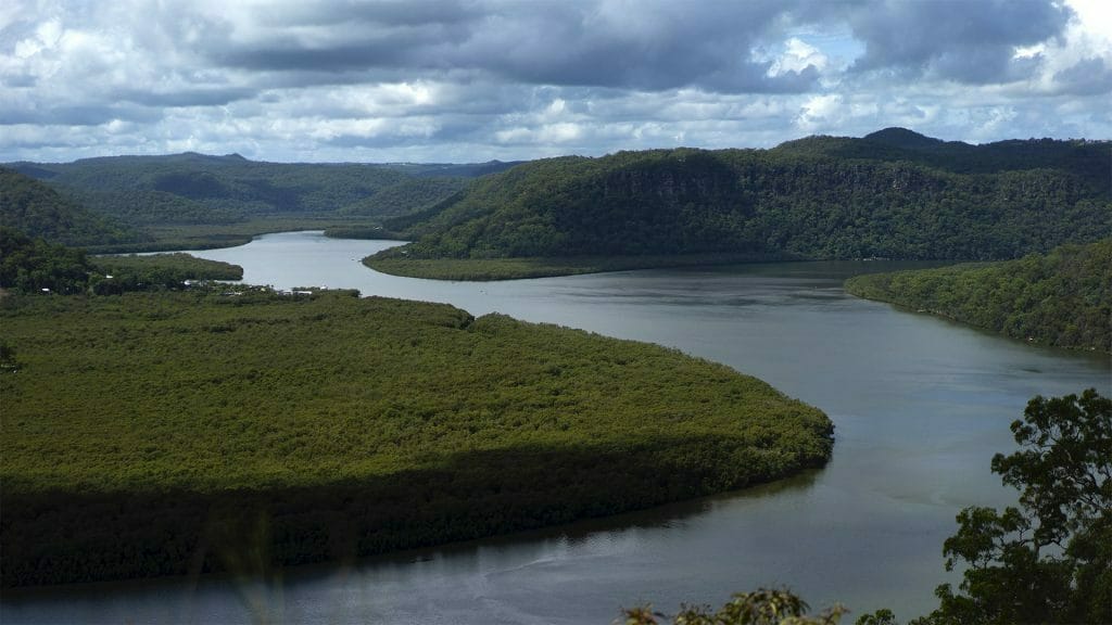 Taking The Canoelands Ridge Walking Track to Gentlemans Halt, Claire Osman, Hawkesbury River, bush