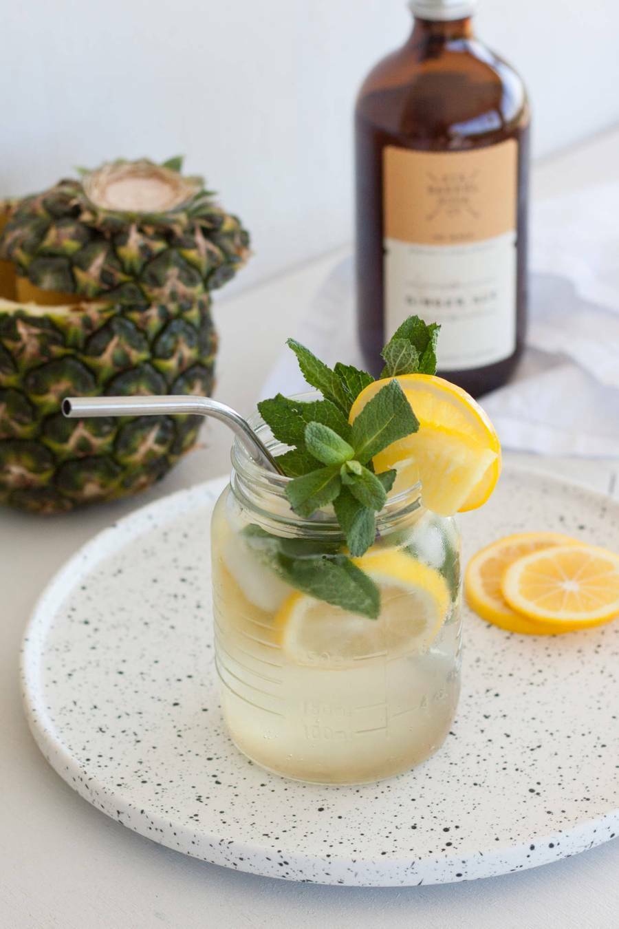 ginger & pineapple spritz, six barrel soda co.