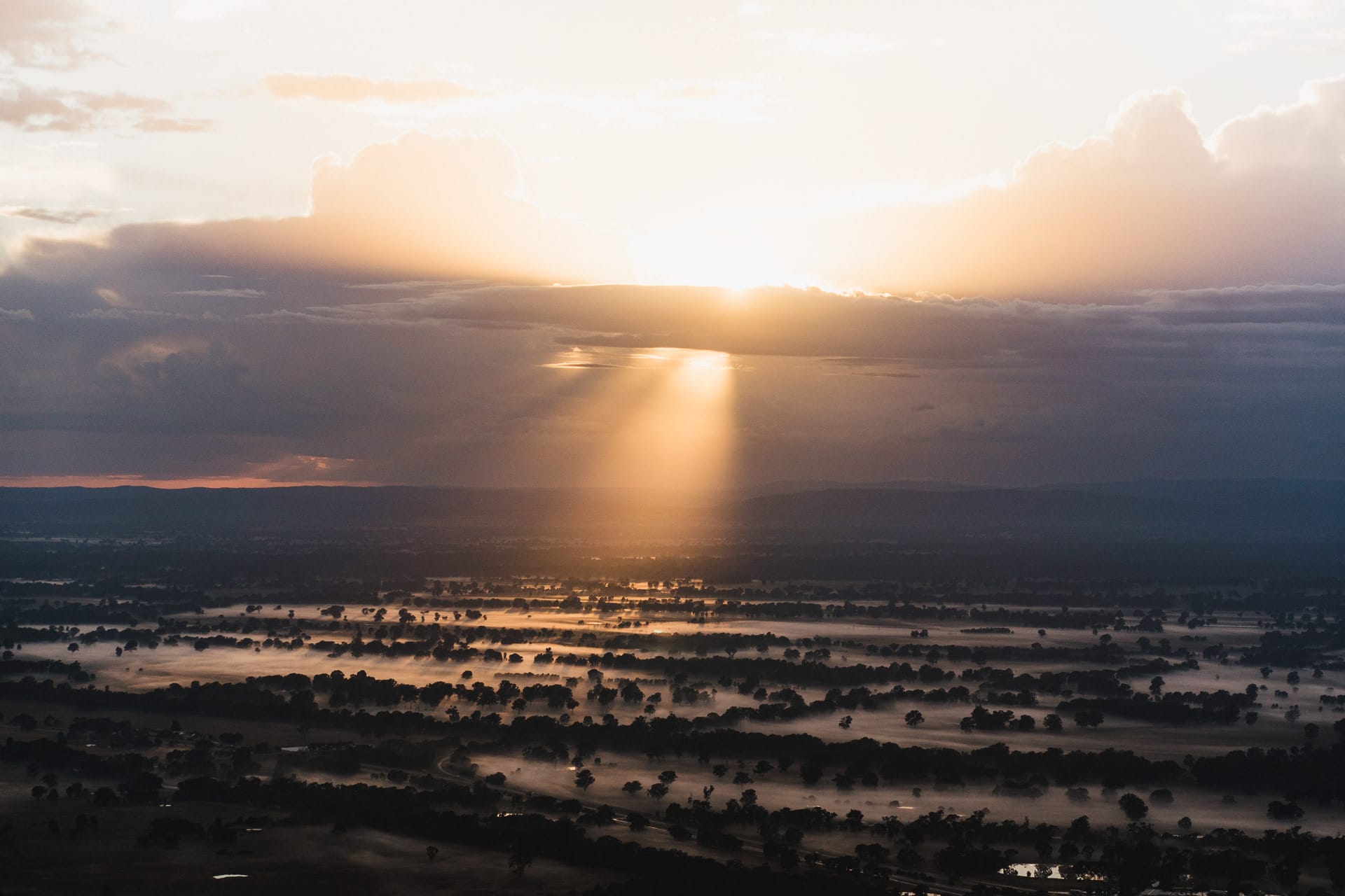 Mt Glenrowan Lookout Hike, wangaratta, victoria