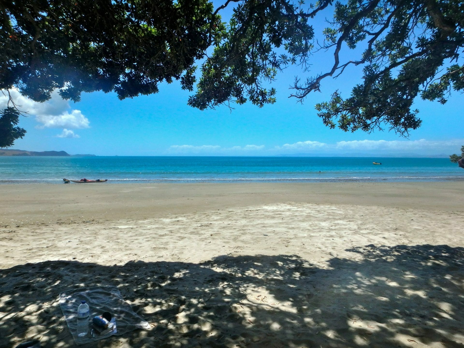Kayaking Te Ara Moana: Auckland’s Sea Going Pathway - Myrthe Braam, kayaking, new Zealand, beach