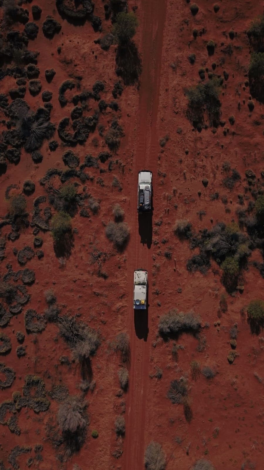 How To 4WD For Beginners, Eva Davis-Boermans, car, troopy, drone shot, desert, red sand
