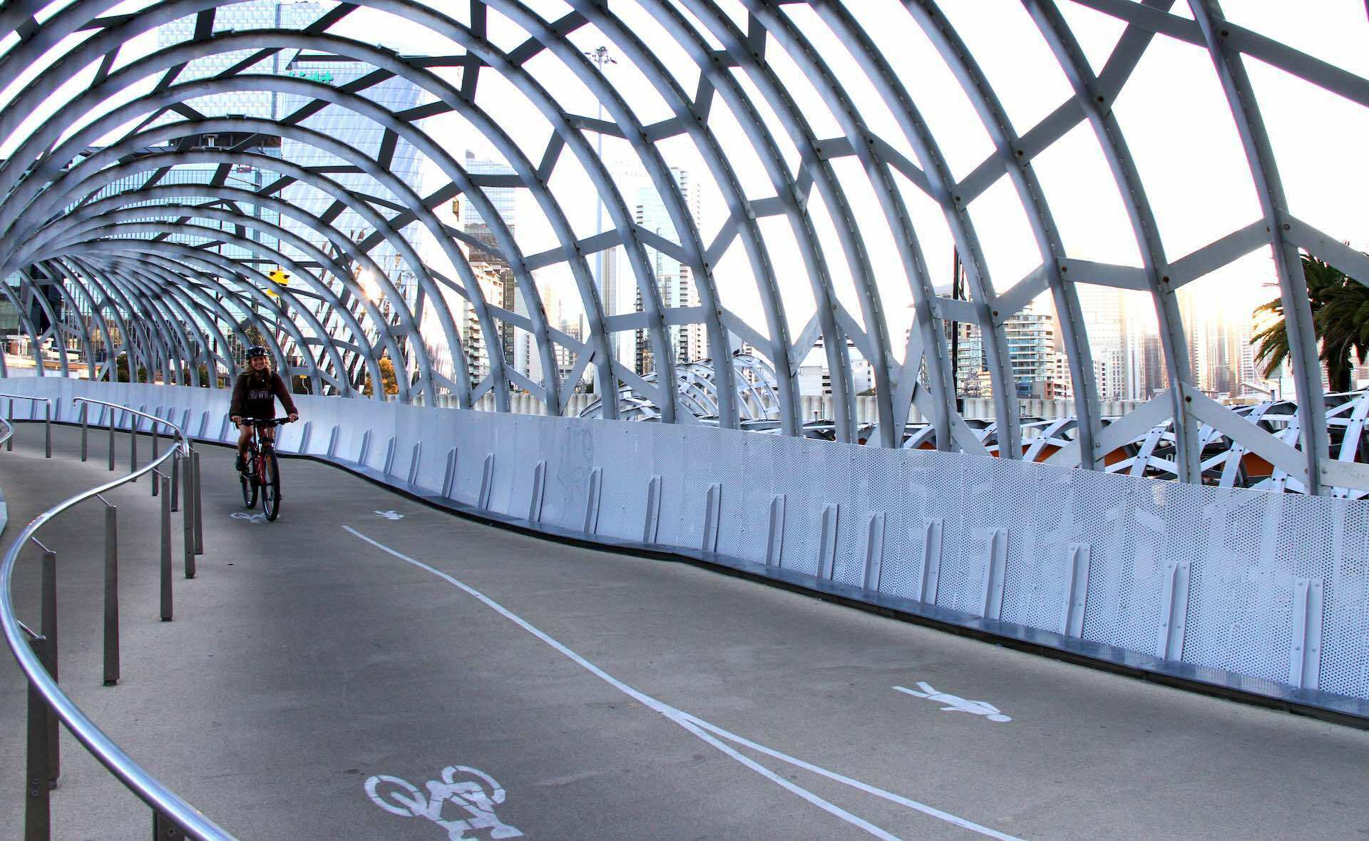 A Guide to Melbourne's Bike Paths, Abby Vogelsang, Captial City Trail, bridge, ride, bike