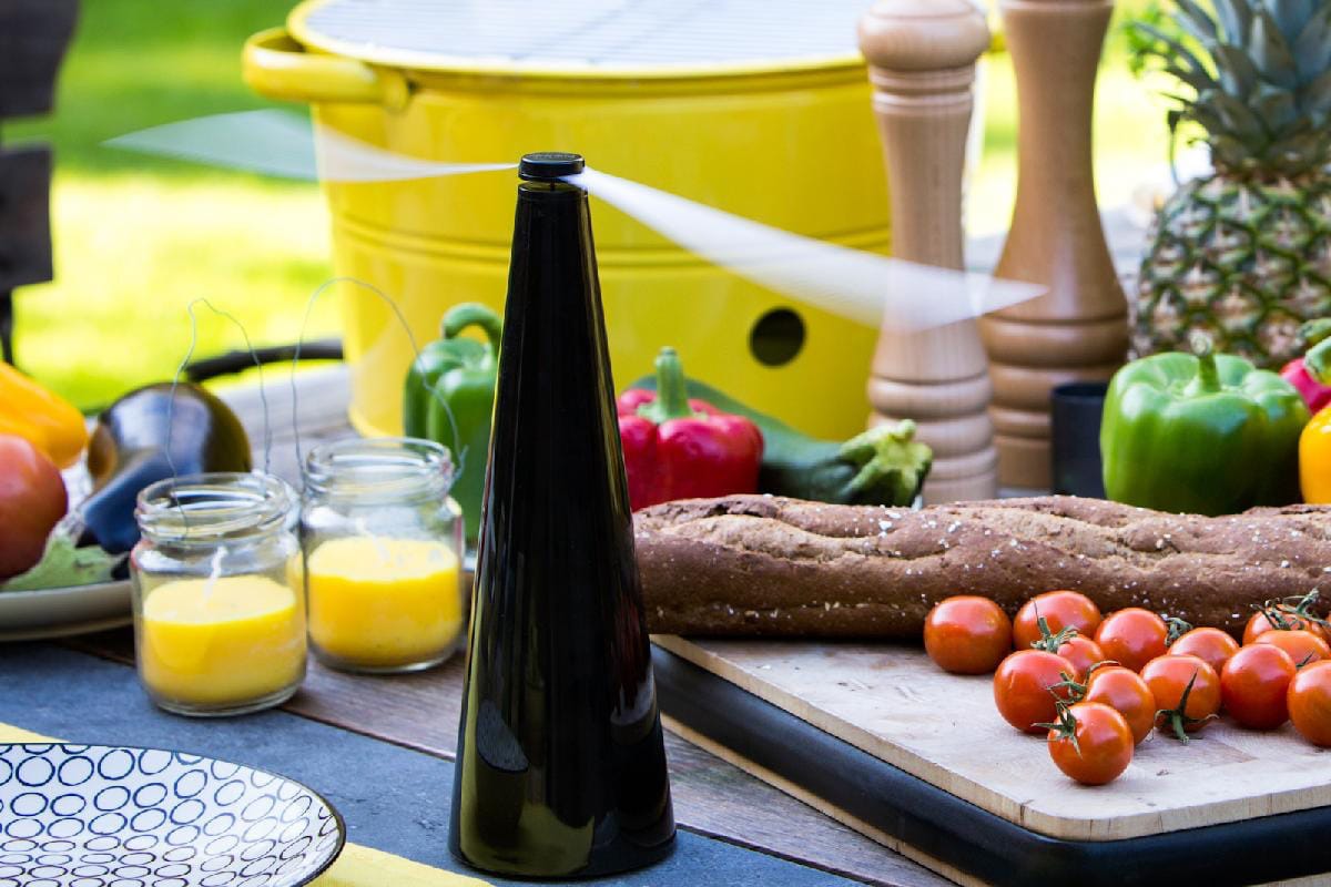 Insect Repellent Gear - Our Guide To Getting Them To Bug-Off